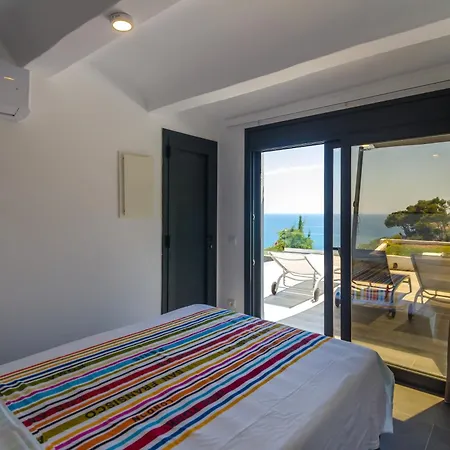 Willa Casa Blanca - Location Maitikoa Lloret de Mar